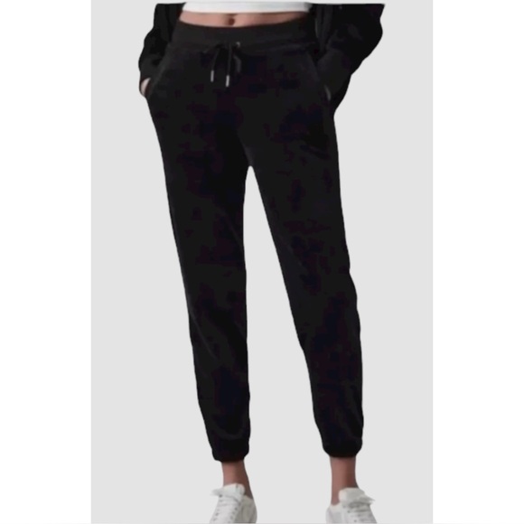 ATHLETA | Cozy Karma Recover Jogger in Black Plush Fleece, Size Small - Picture 1 of 9